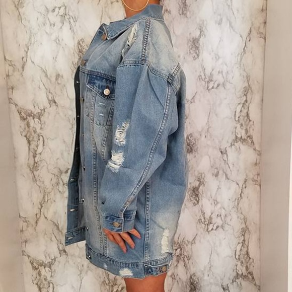 ❌SOLD OUT❌Distressed Denim Jacket - Med Blue - Picture 6 of 9